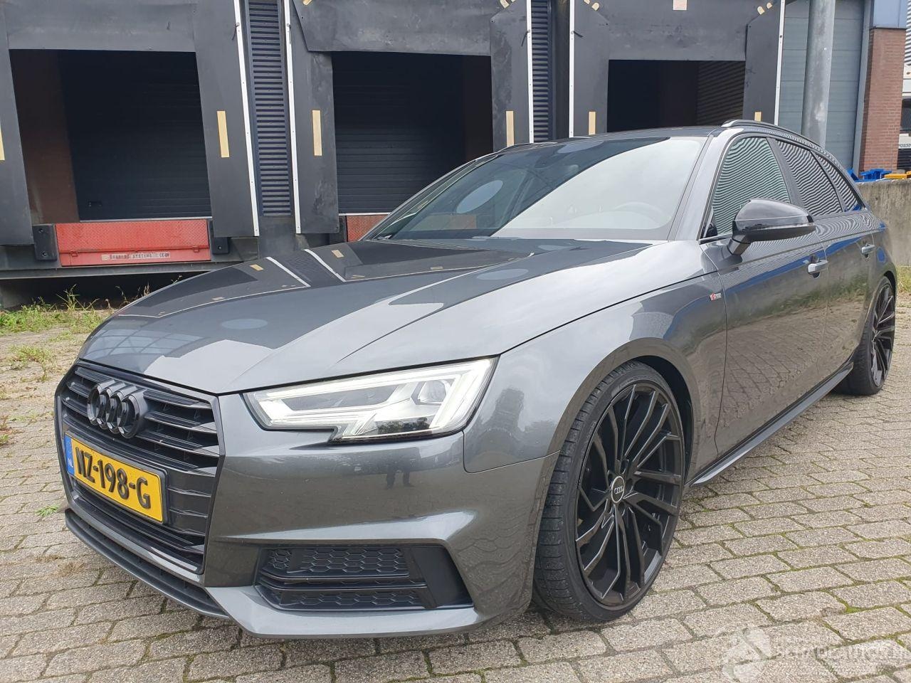 Audi A4 Avant - 2.0 TDI Sport S line edition Schadevrij - AutoWereld.nl