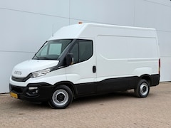 Iveco Daily - 35S14 2.3 L2H2 Airco Cruise Control 3, 5t Trekhaak Kastwand Inbouw