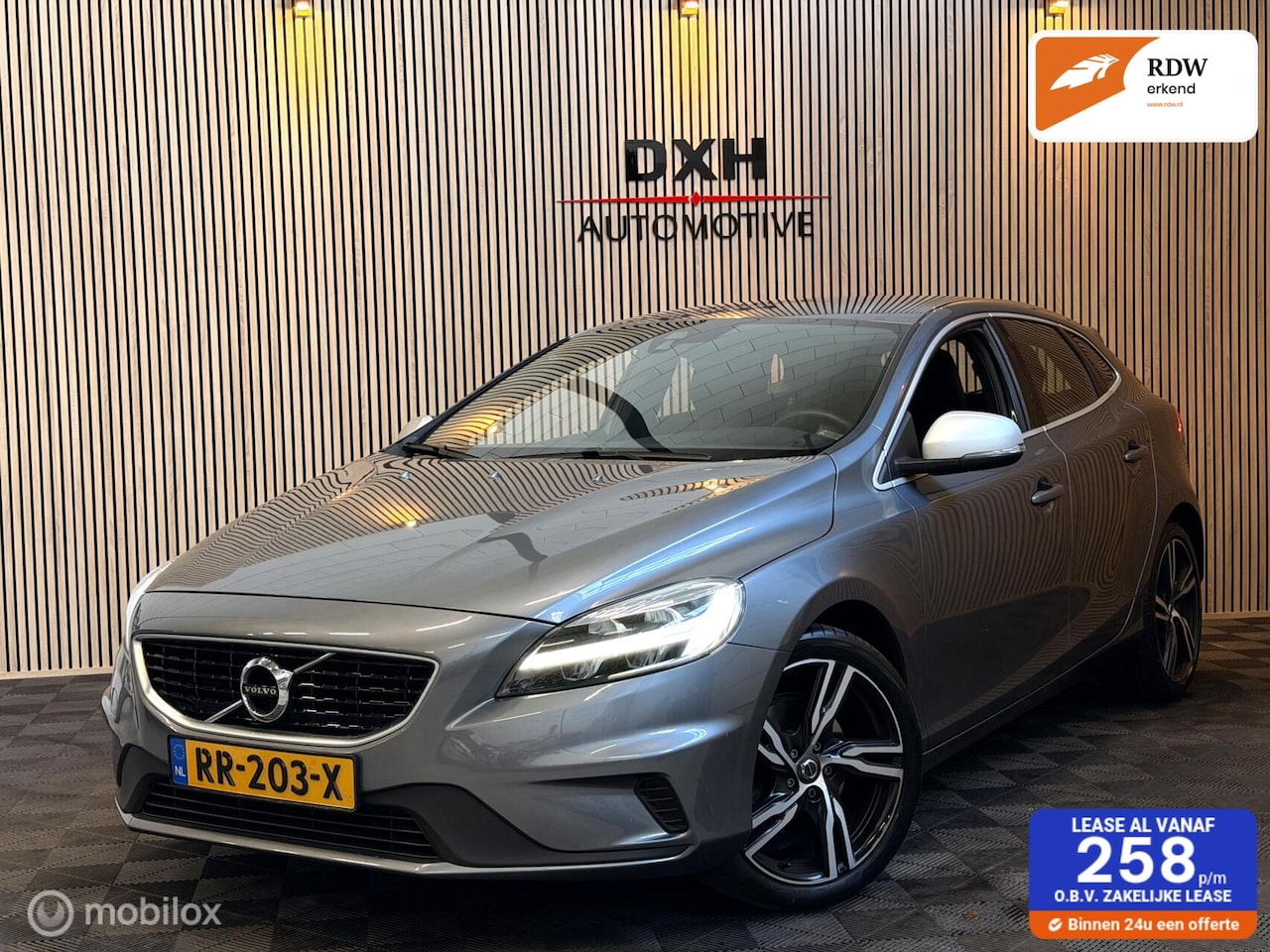 Volvo V40 - 2.0 T4 R-Design Org.NL 2eEIG 191pk LED NAVI LEDER - AutoWereld.nl