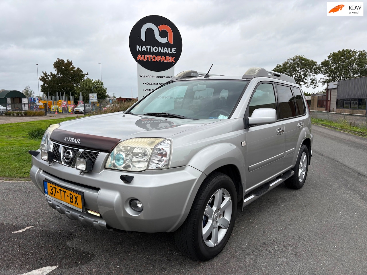 Nissan X-Trail - | 2005 | 2.2 dCi Elegance 136 pk | 4x4 | Leder | Navi | APK - AutoWereld.nl