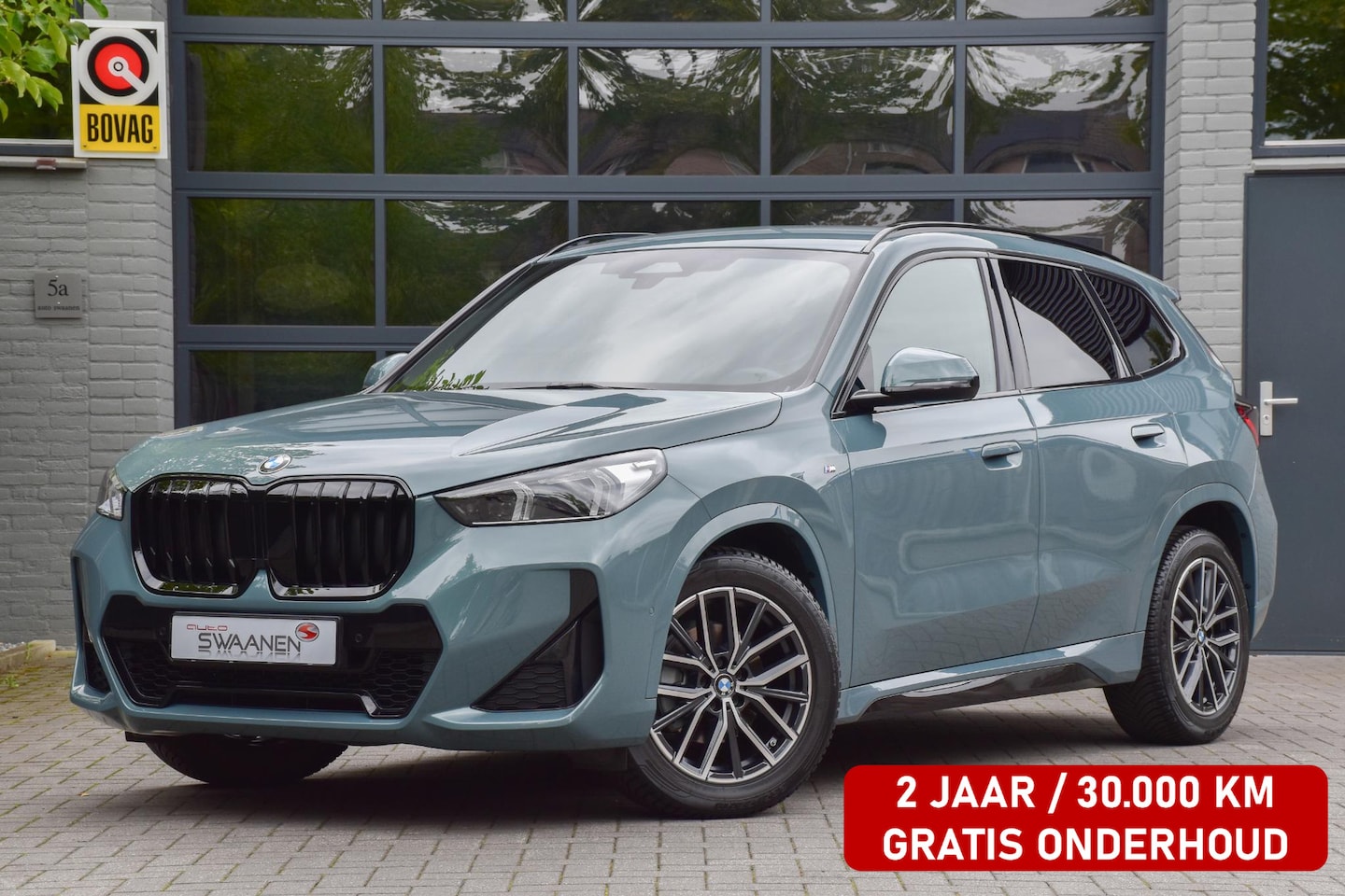 BMW X1 - sDrive18i M Sport | Elektrische trekhaak - AutoWereld.nl
