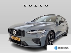 Volvo V60 - T6 Plug-in hybrid AWD Plus Dark | Trekhaak | Panoramadak | 19" velgen | Stoelverwarming |