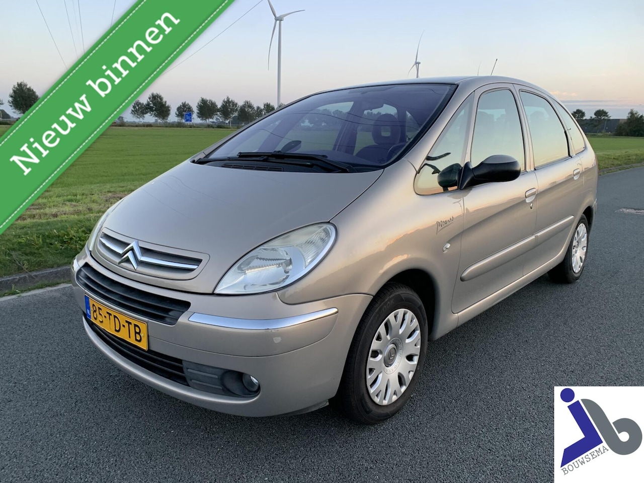 Citroën Xsara Picasso - 1e eigenaar, Trekhaak, Clima airco ,Cruise contr, Nw distributie, Parkeersensoren! 1.6i-16 - AutoWereld.nl