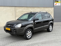 Hyundai Tucson - 2.7i V6 4WD Style AUTOMAAT+CLIMATE AIRCO+LEDER+CRUISE CONTROL+TREKHAAK