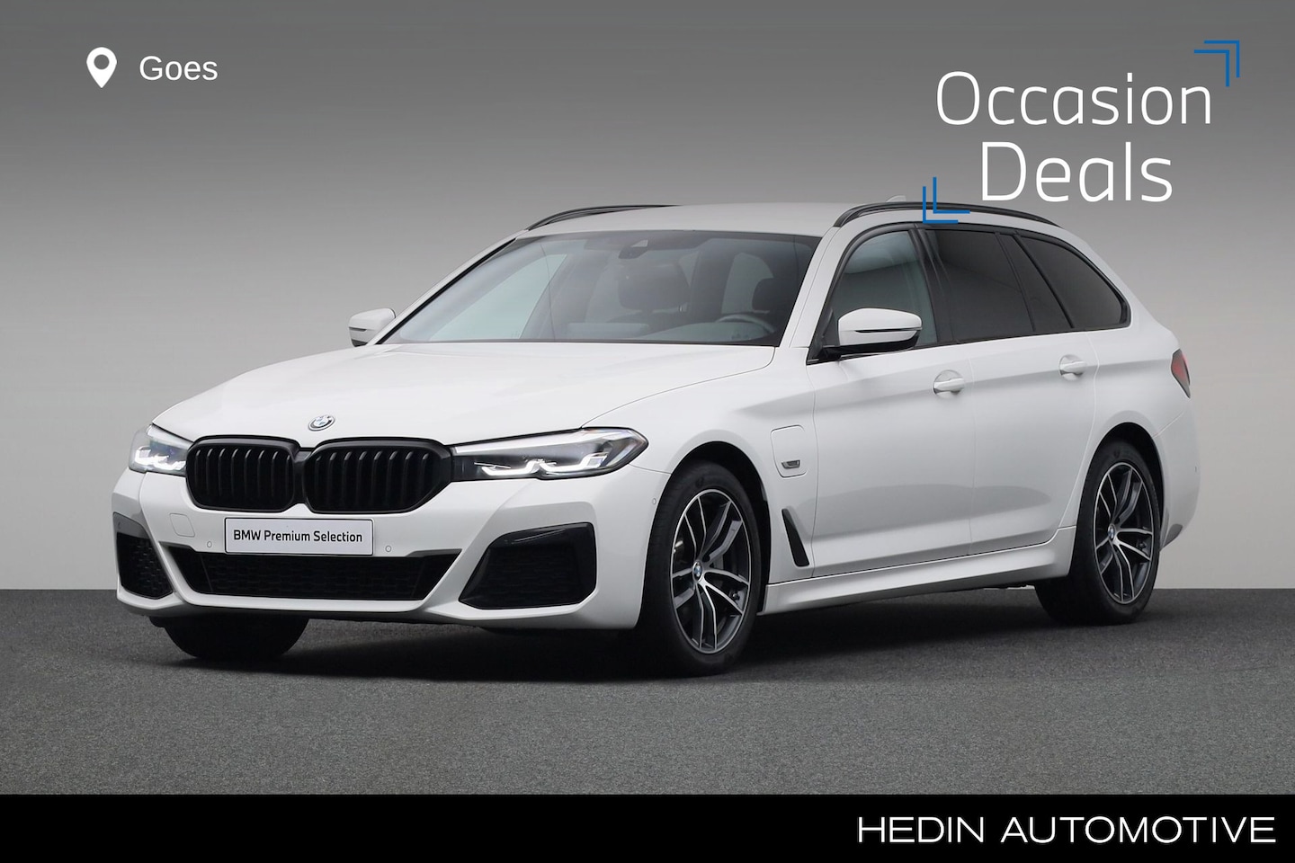 BMW 5-serie Touring - 530e Business Edition Plus | M-sport Shadow Line | DAB | PDC voor/ achter | Trekhaak | - AutoWereld.nl