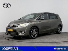 Toyota Verso - 1.8 VVT-i SkyView Edition | Panoramadak | Trekhaak - 1300KG trekgewicht | Stoelverwarming