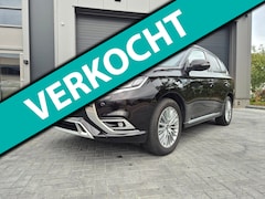 Mitsubishi Outlander - 2.4 PHEV S-Edition Leder