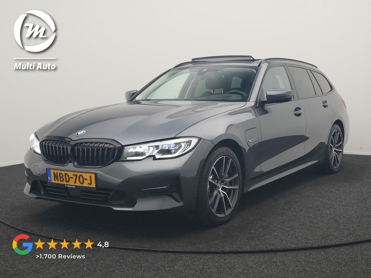 BMW 3-serie Touring - 330e PHEV 293pk Dealer O.H. | Panodak | Adaptive Cruise | Head Up | 360 Camera | Laser LED - AutoWereld.nl