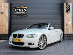 BMW 3-serie Cabrio - 330i High Executive M onderstel/Automaat
