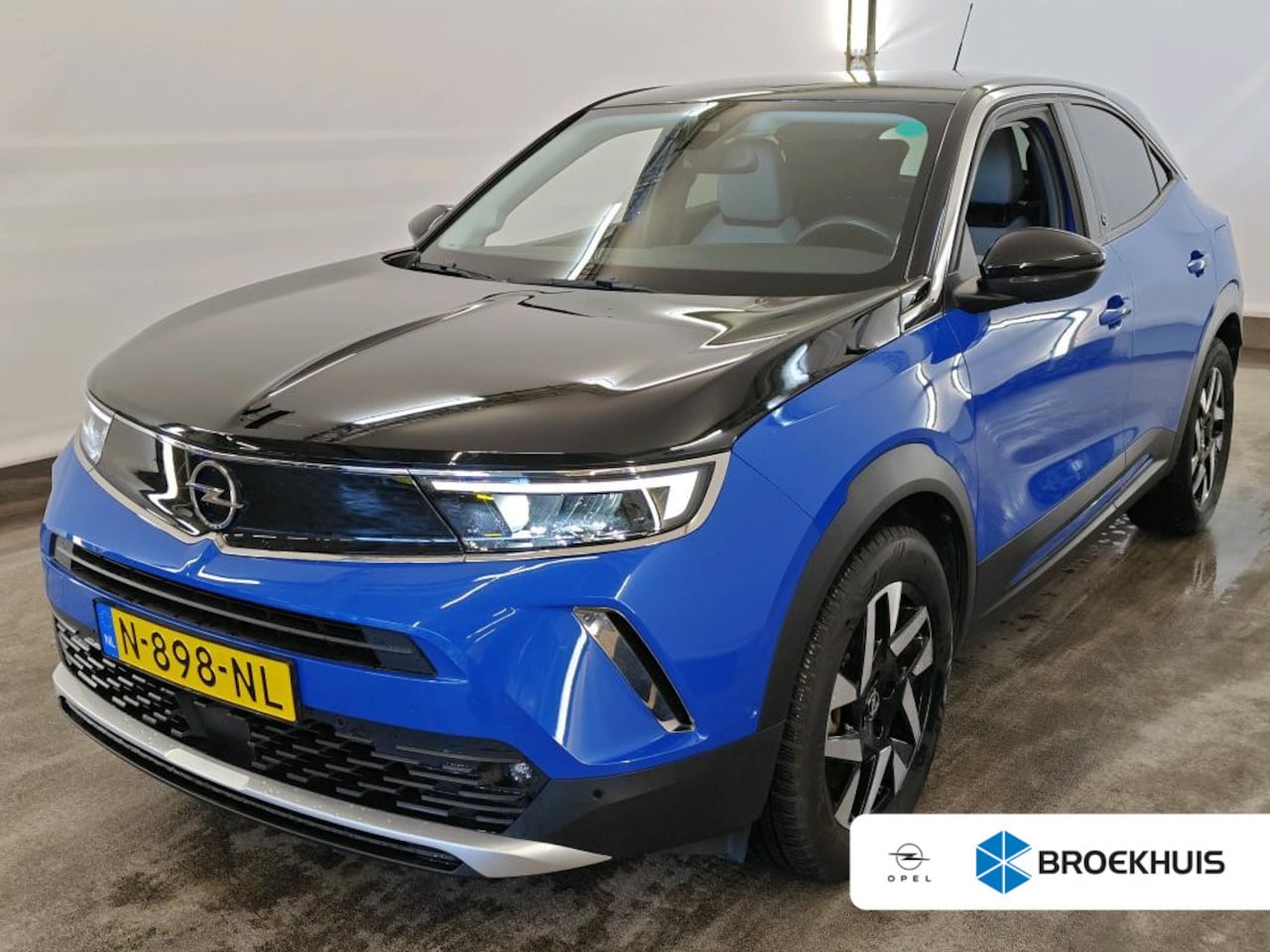 Opel Mokka-e - Elegance 50-kWh 11kw bl. | Fase 3 laden | Navi by app | Apple carplay | NL auto | 1e Eigen - AutoWereld.nl