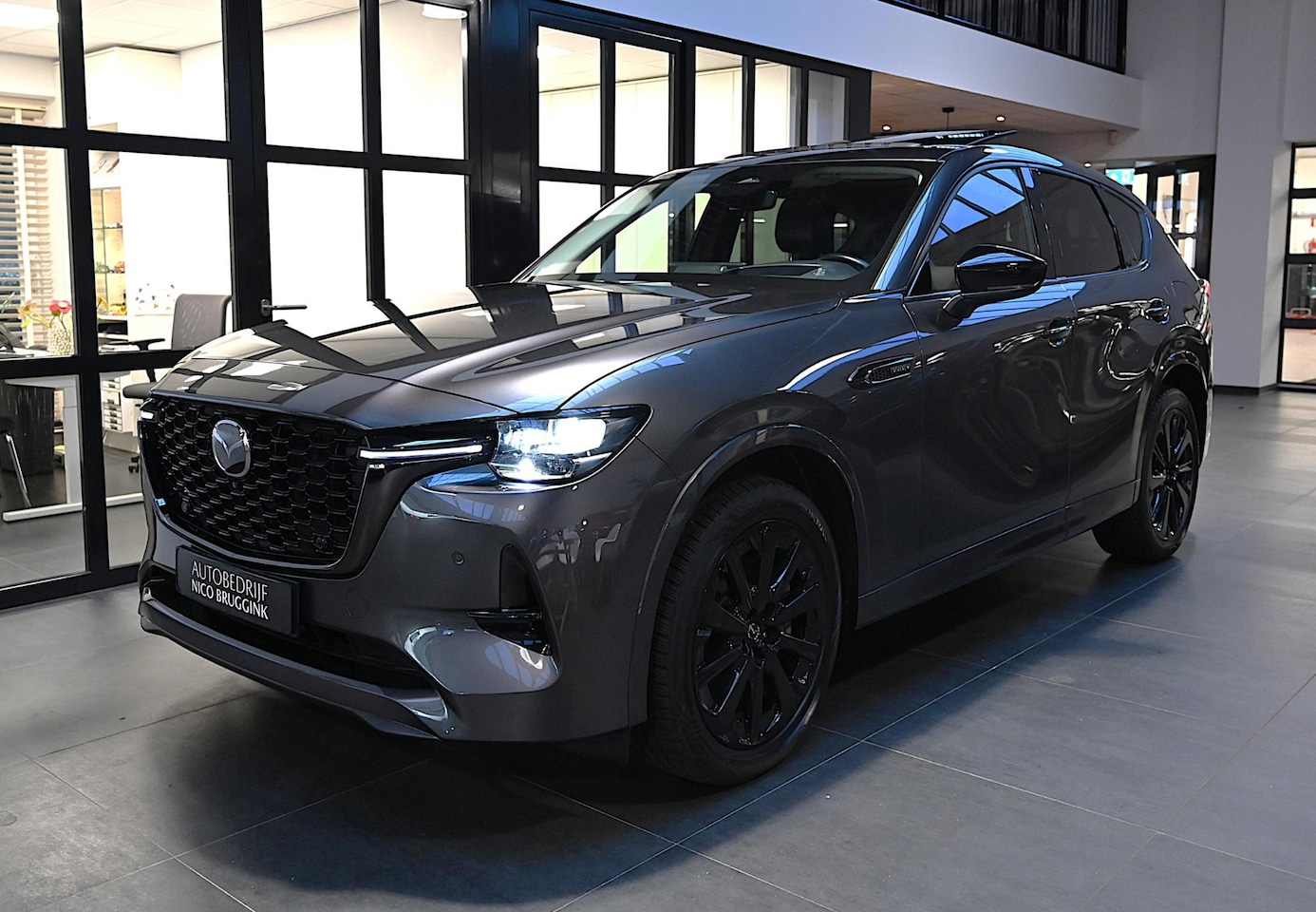 Mazda CX-60 - e-SkyActiv PHEV 327 automaat Homura met Convenience/Sound & Driver Assistance & Panoramic - AutoWereld.nl