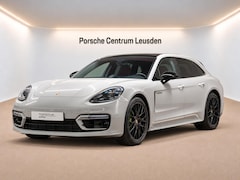 Porsche Panamera Sport Turismo - 4 E-Hybrid