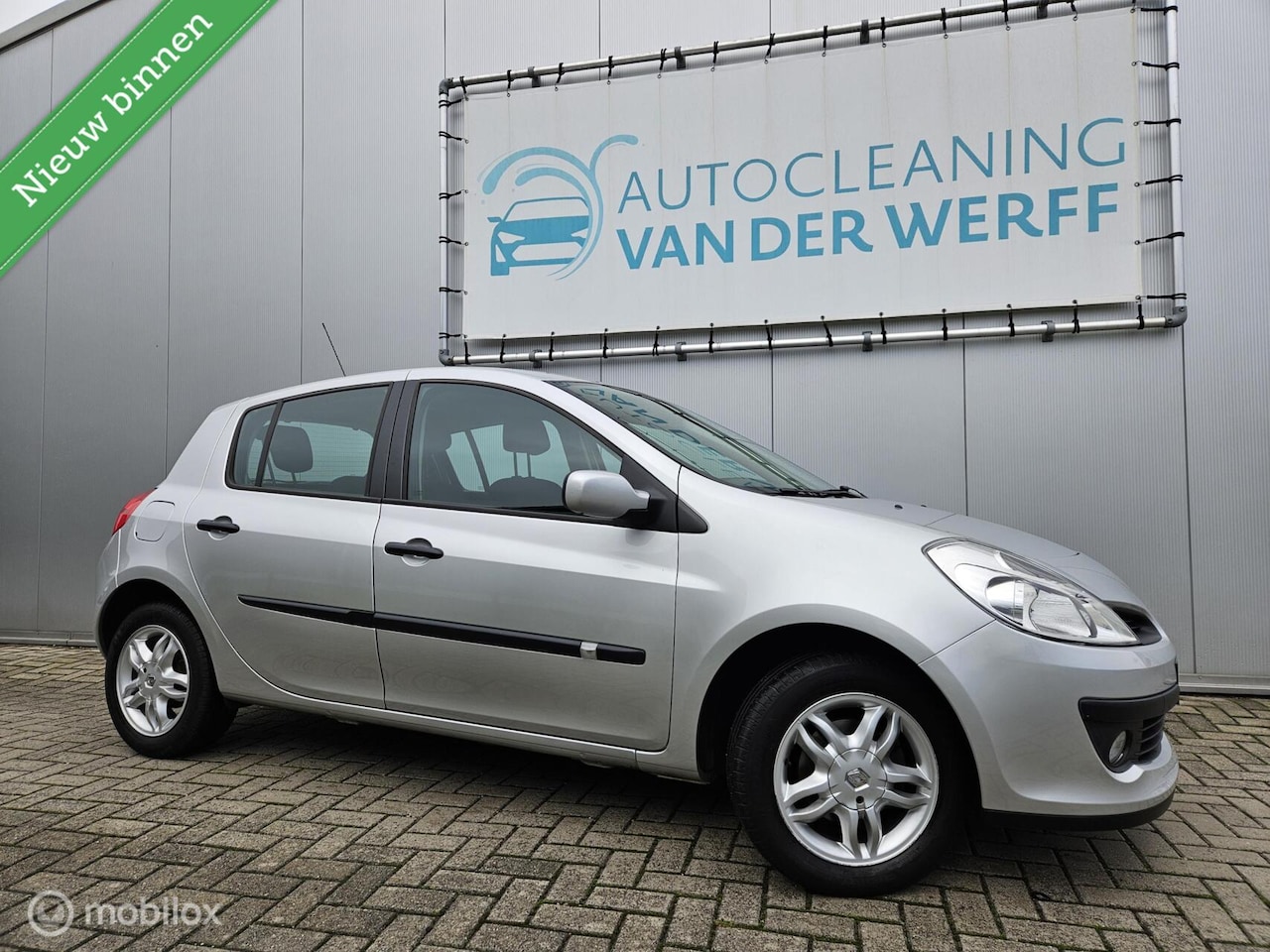 Renault Clio - 1.4-16V Dynamique nette auto!! - AutoWereld.nl