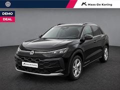 Volkswagen T-Roc - Life First Edition (2) 1.5 eTSI 85 kW / 116 PK SU · Comfort Pakket · Achteruitrijcamera ·