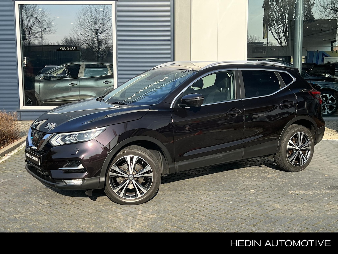 Nissan Qashqai - 1.2 N-Connecta Automaat | Pano | Clima | Trekhaak | - AutoWereld.nl
