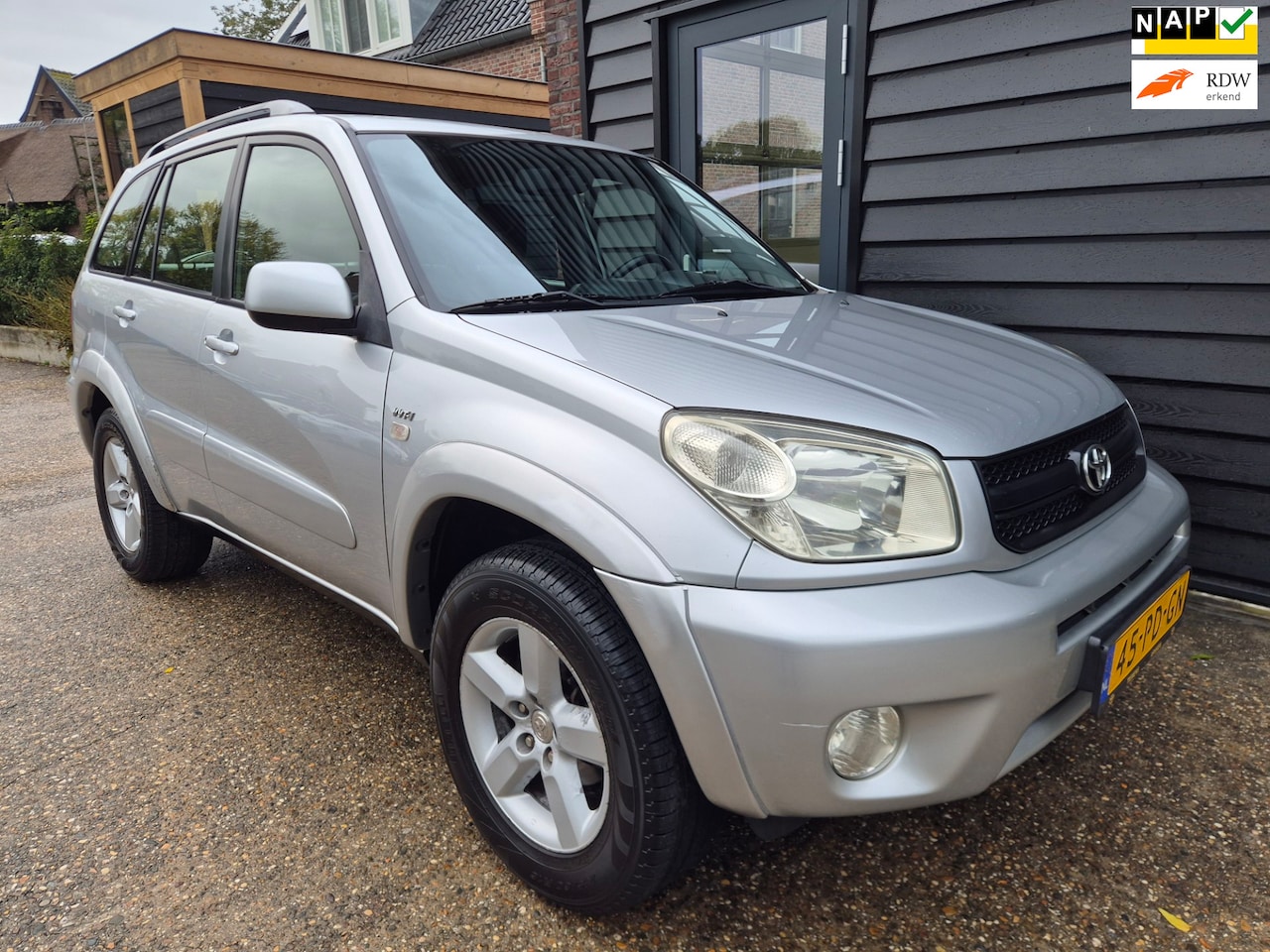 Toyota RAV4 - 2.0-16V VVT-i Sol 2.0-16V VVT-i Sol - AutoWereld.nl