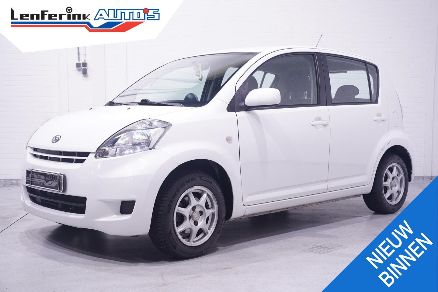 Daihatsu Sirion 2 - 1.3-16V Comfort Airco - AutoWereld.nl