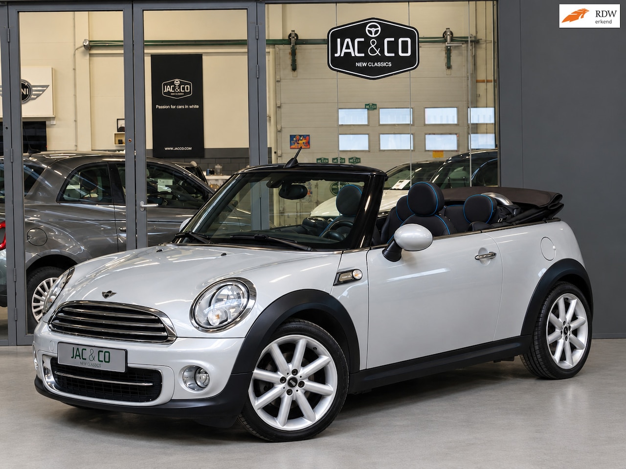 MINI Cabrio - 1.6 Cooper Highgate - Bruin Leder - Stoelverwarming - AutoWereld.nl
