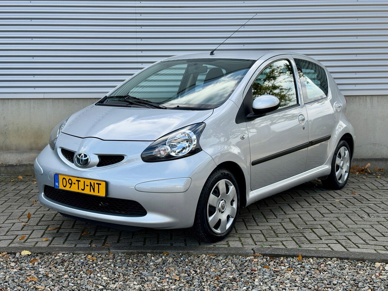 Toyota Aygo - 1.0-12V + 5 deurs [ 1e eig. airco, nieuwe APK ] - AutoWereld.nl