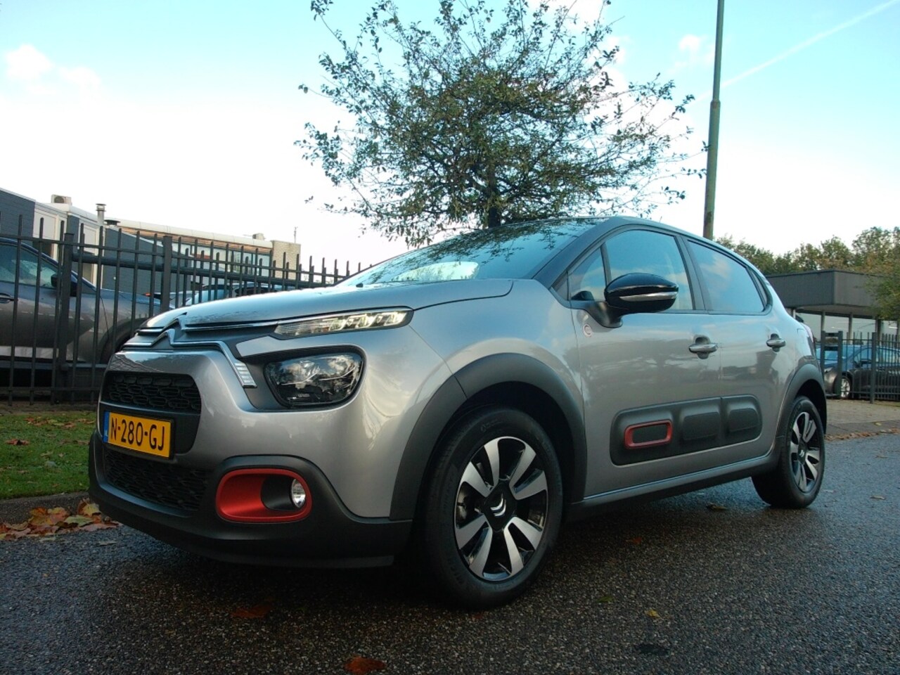 Citroën C3 - 1.2 PureTech 83pk S&S C-Series LM Velgen Multi Media AIRCO - AutoWereld.nl