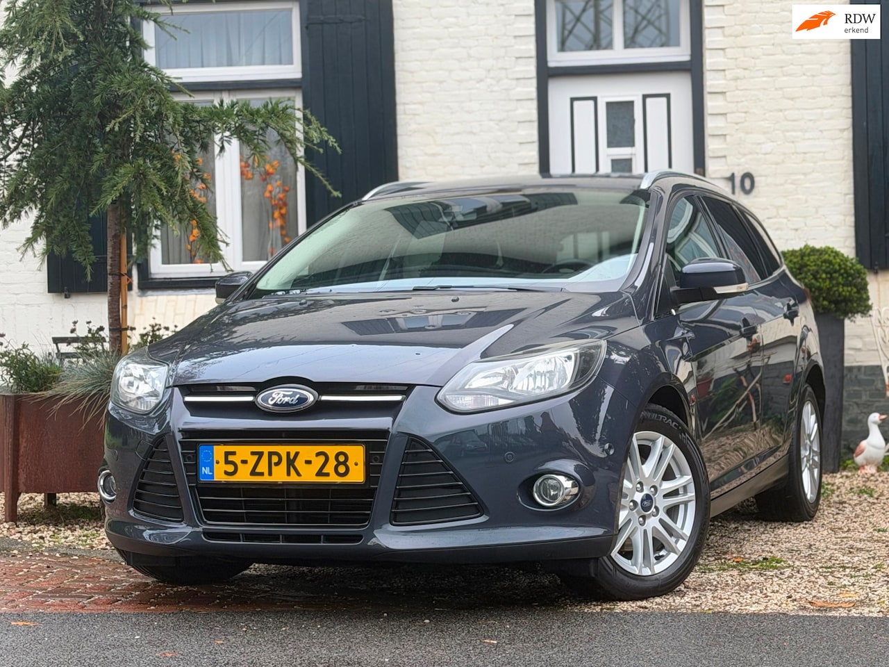 Ford Focus Wagon - 1.6 EcoBoost Titanium|Camera|Park-Assist|Trekhaak|VOL| - AutoWereld.nl