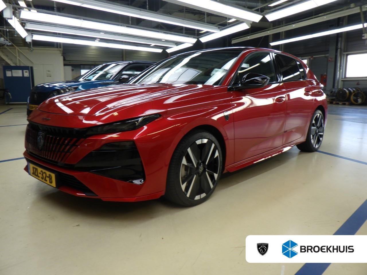 Peugeot 308 - 1.6 Plug-in Hybrid 195pk GT | Panorama/schuifdak | Luxe stoelen | Focal | Navigatie | Came - AutoWereld.nl