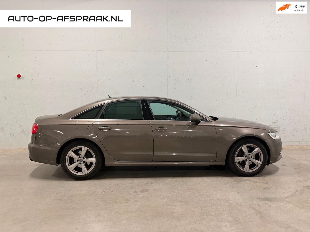 Audi A6 Limousine - 2.8 S-line Automaat Leer Navi - AutoWereld.nl