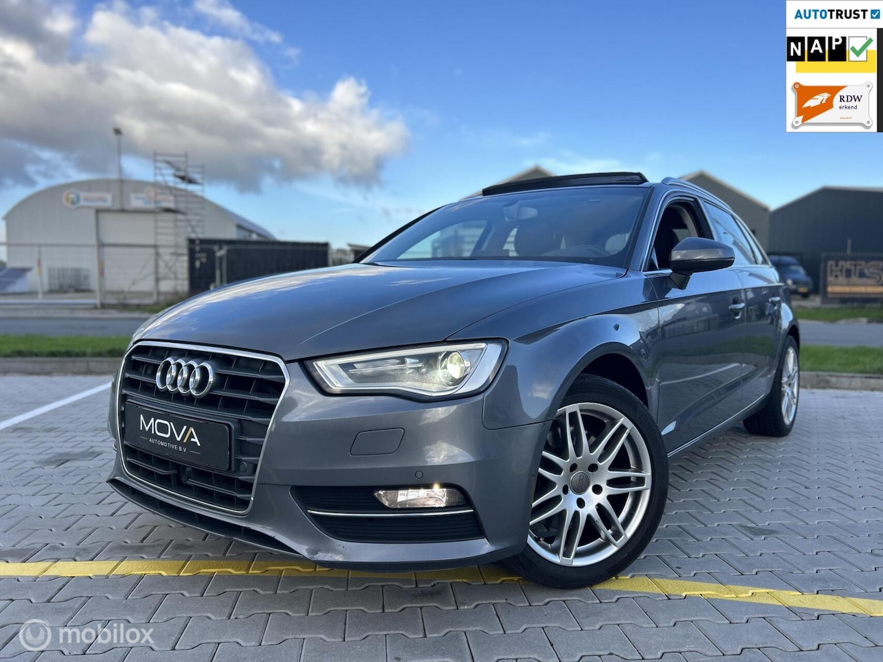 Audi A3 Sportback - 1.8 TFSI Attraction Pro Line|B&O|PANO| - AutoWereld.nl