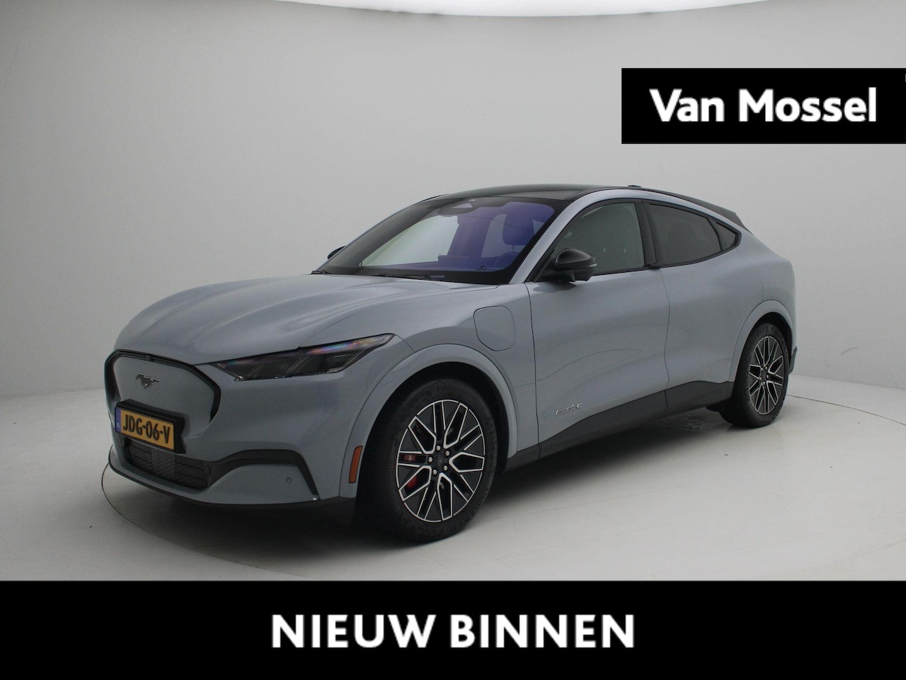 Ford Mustang Mach-E - Extended Premium RWD 88 kWh | Apple Carplay/Android Auto | Winterpakket | Achteruitrijcam - AutoWereld.nl