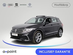 Volkswagen Tiguan - 1.4 TSI eHybrid R-Line Business+ 245 pk Automaat (DSG) | Navigatie | Panoramadak | Trekhaa