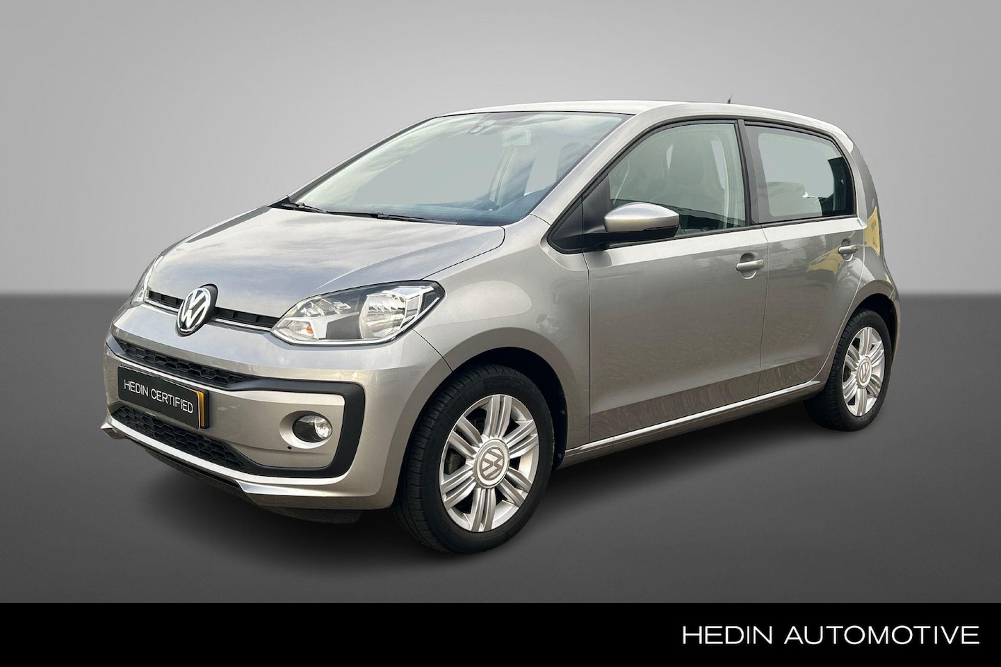 Volkswagen Up! - 1.0 BMT high up! | Stoelverwarming | Nederlandse auto afkomstig 1e eigenaar | Unieke KM-st - AutoWereld.nl