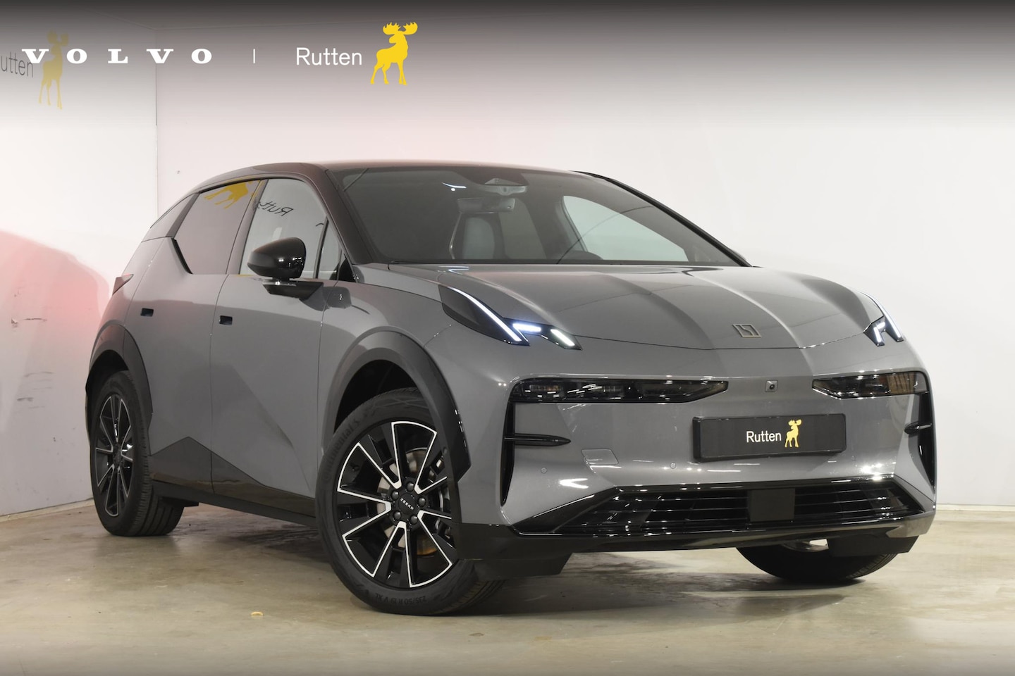 ZEEKR X - RWD Long Range 69 kWh / Stoelverwarming / 360 graden camera / Panorama dak / Dode hoek sen - AutoWereld.nl