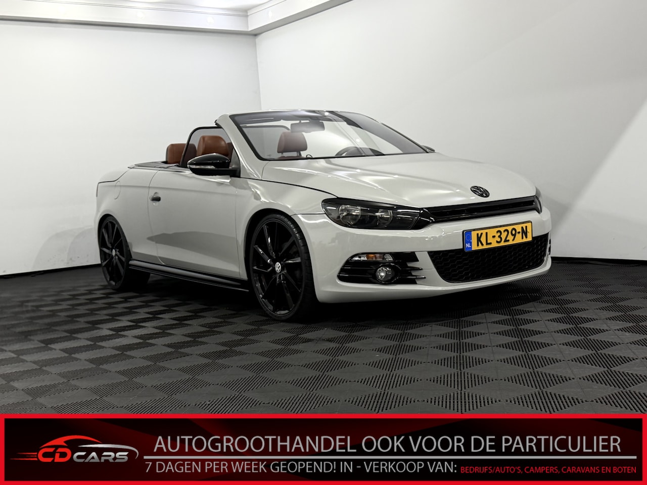 Volkswagen Eos - 1.4 TSI Sportief uitstraling Panoramadak, Leder, Navi, Parkeersensoren, Sportief velgen, R - AutoWereld.nl