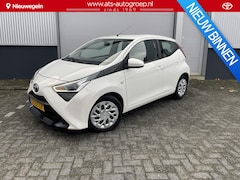 Toyota Aygo - 1.0 VVT-i x-play Automaat, garantie tm 2030 en/of max 200.000 Km