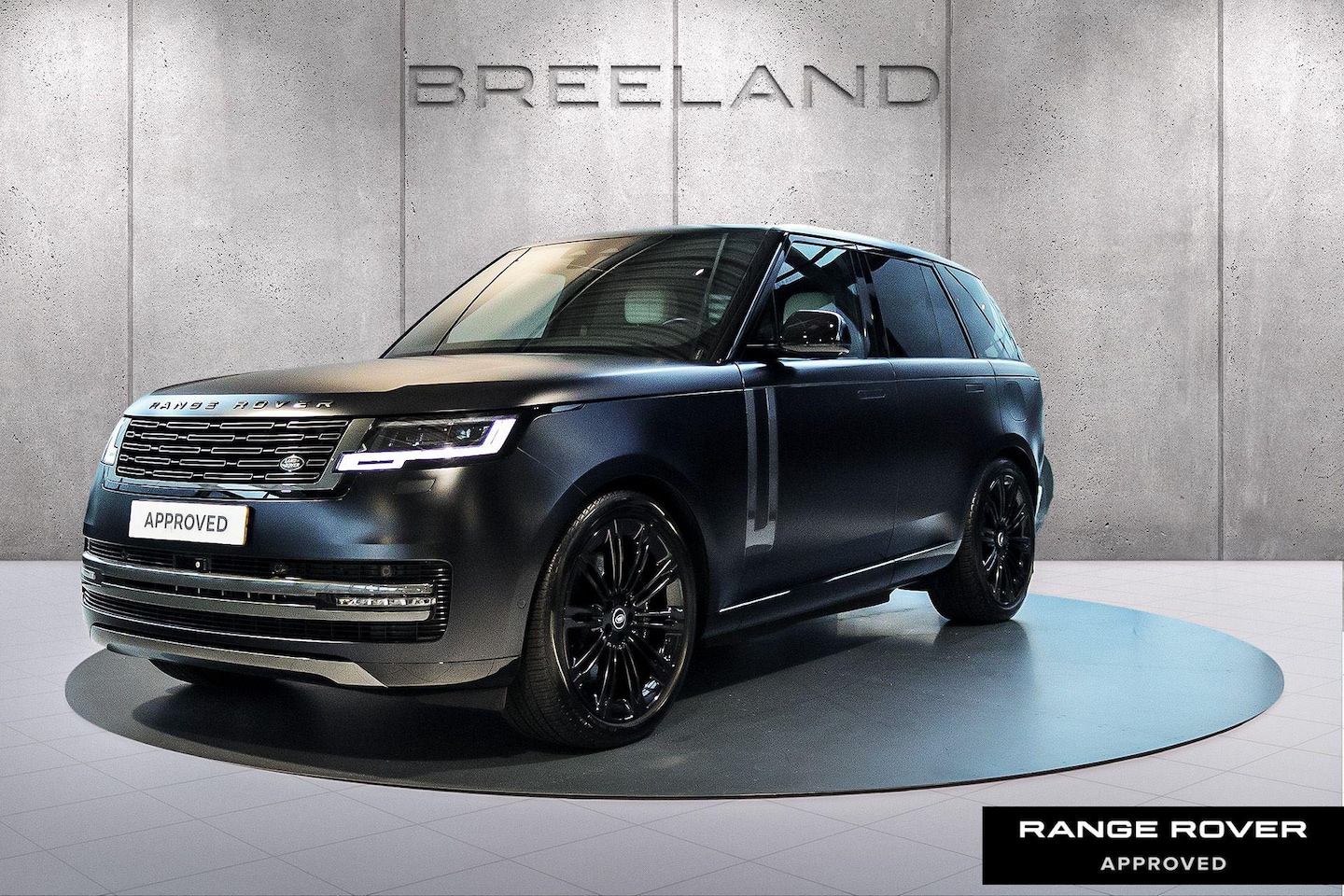 Land Rover Range Rover - P440e HSE LIGURIAN BLACK SATIN| PERLINO -PANO.DAK|23"LM|SHADOW EXT. PACK - AutoWereld.nl