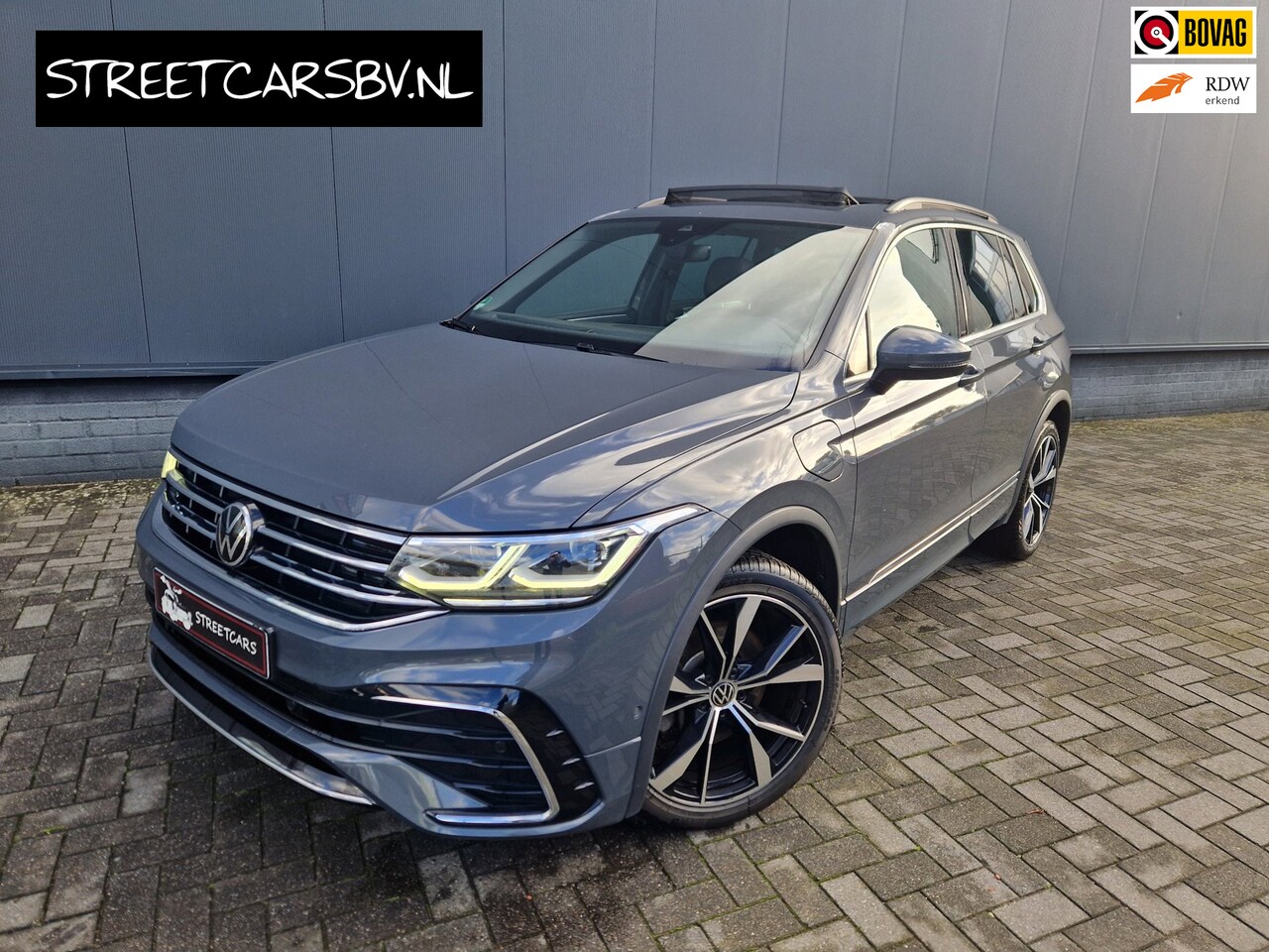 Volkswagen Tiguan - 1.4 TSI PHEV 245Pk 3x R-Line /Pano/ACC/Winterpakket - AutoWereld.nl