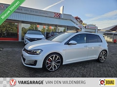 Volkswagen Golf - 2.0 TSI GTI Performance