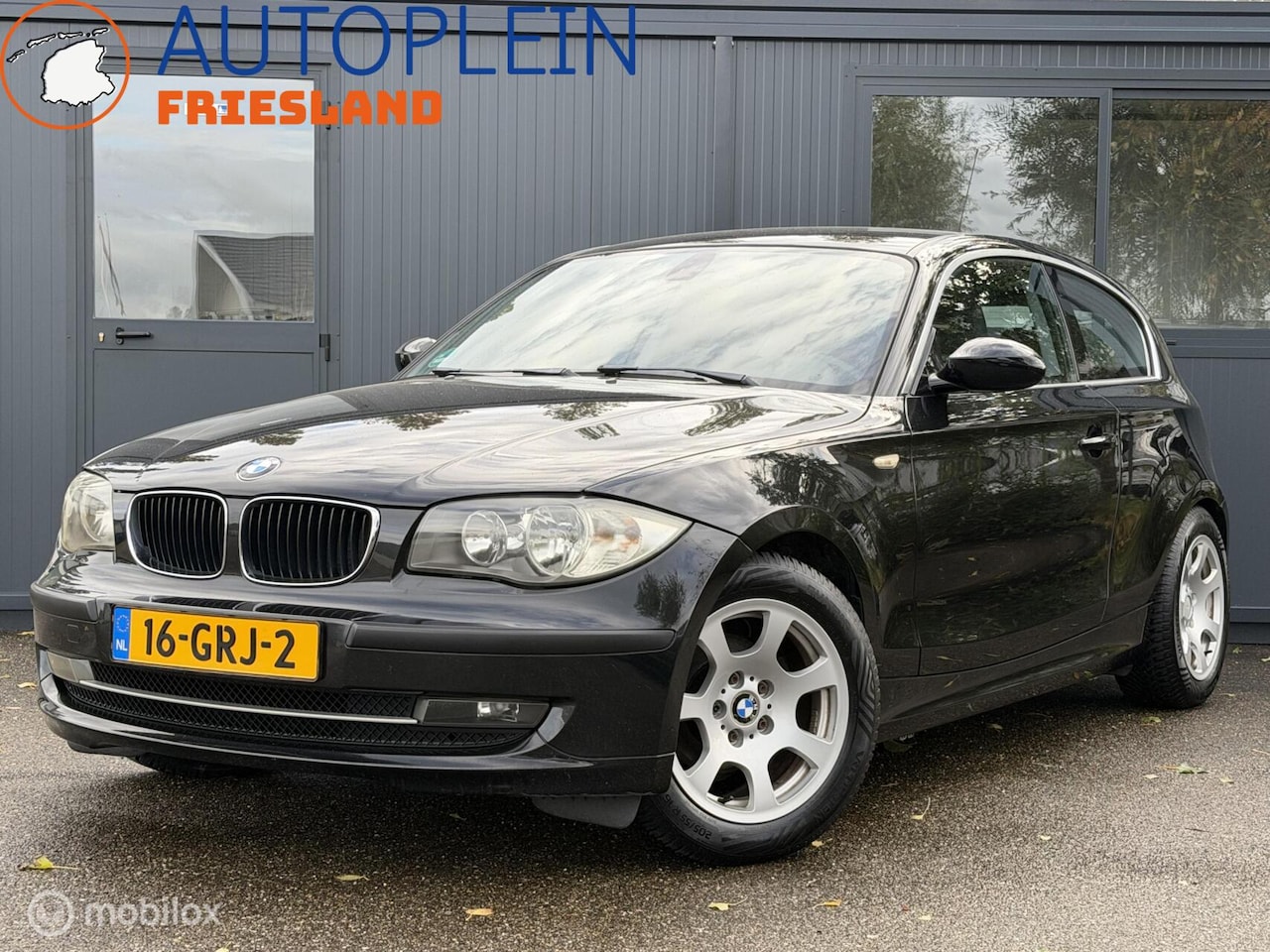 BMW 1-serie - 116i Business Line|APK 6/27|NWE Ketting|Airco - AutoWereld.nl