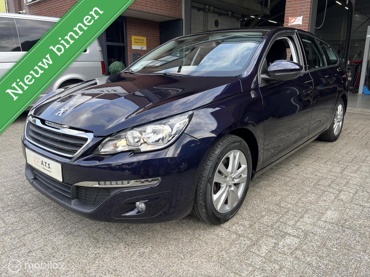 Peugeot 308 SW - 1.2 PureTech Style NAVI*CLIMA*PDC*CRUISE* - AutoWereld.nl