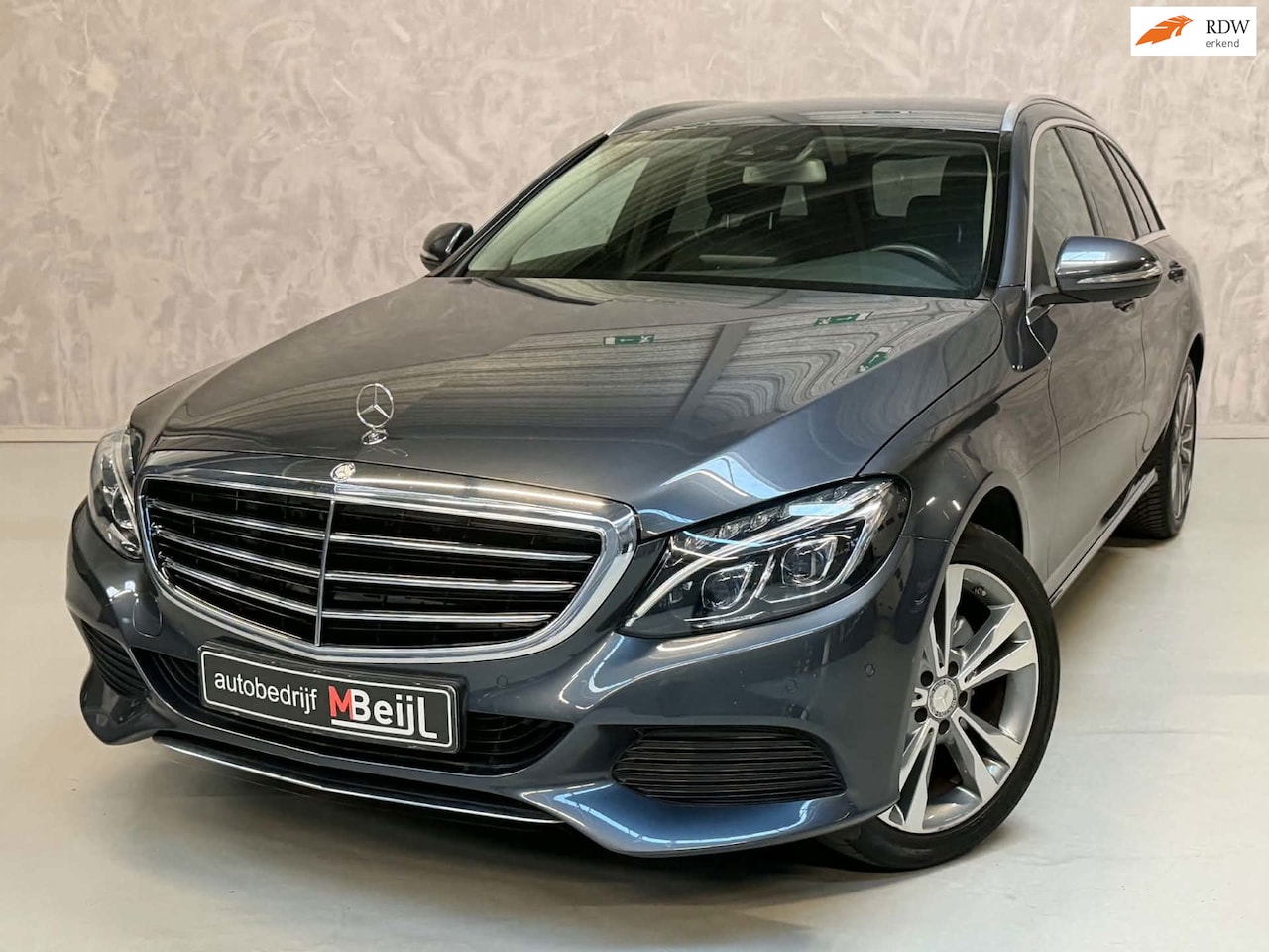 Mercedes-Benz C-klasse Estate - 180 Ambition /Keyless /Camera /Groot navi - AutoWereld.nl