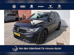 Volkswagen Tiguan - 1.4 TSI eHybrid R-Line Business+ Panoramadak Stoelverwarming Achteruirijcamera