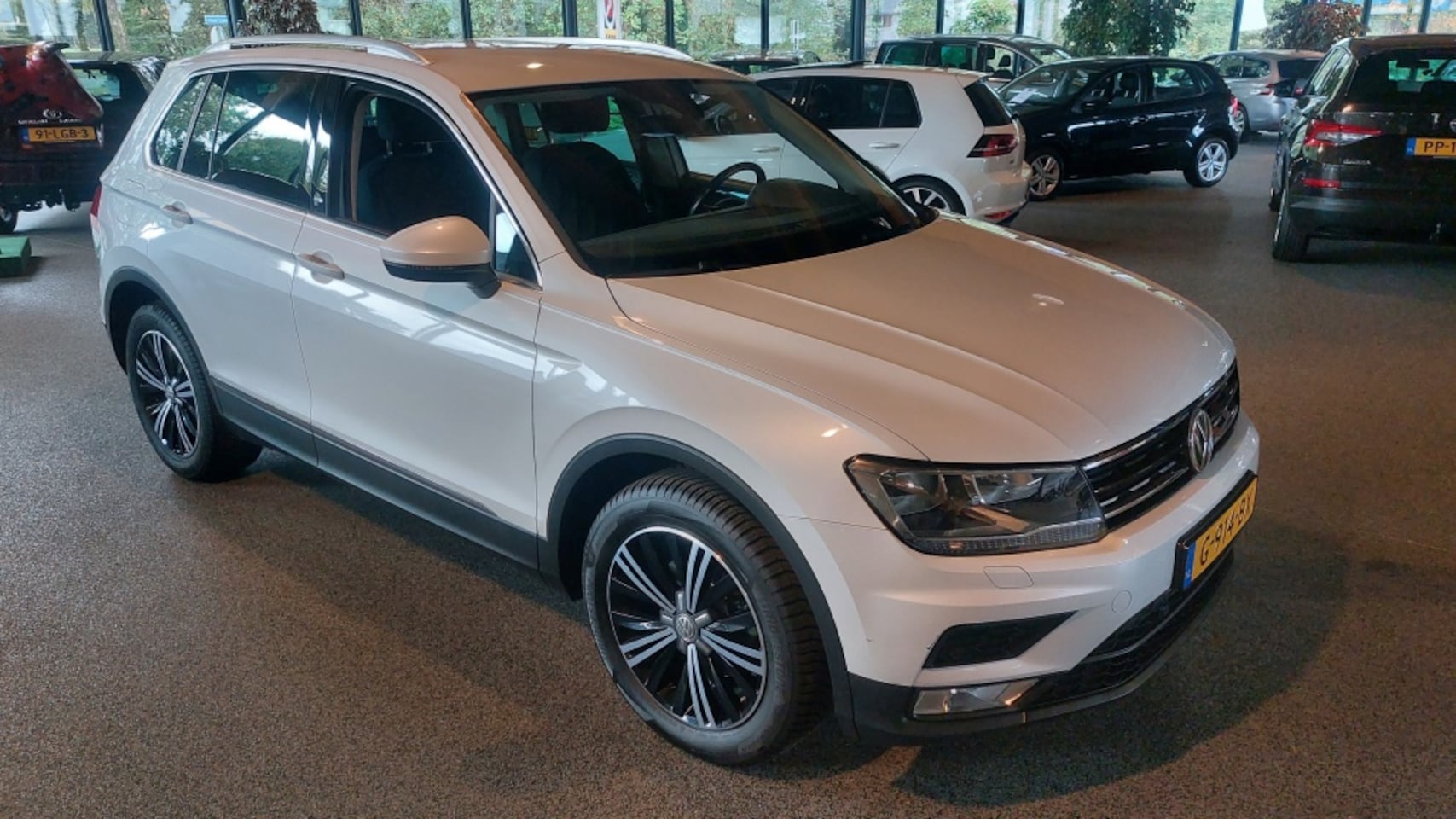 Volkswagen Tiguan - 1.4 TSI ACT 150pk DSG Comfortline - AutoWereld.nl