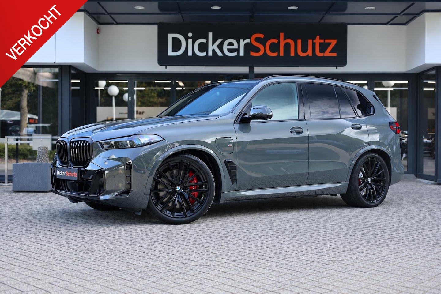 BMW X5 - xDrive50e Vierwielb. | Carbon | M Stoelen | Pano | Trekhaak - AutoWereld.nl