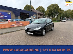Peugeot 206 - 1.4 X-line Airco NIEUWE APK