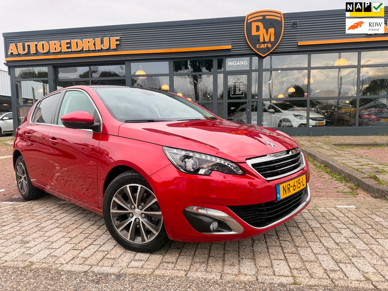 Peugeot 308 - 1.2 PureTech Allure | Pano | Camera | Navi | - AutoWereld.nl