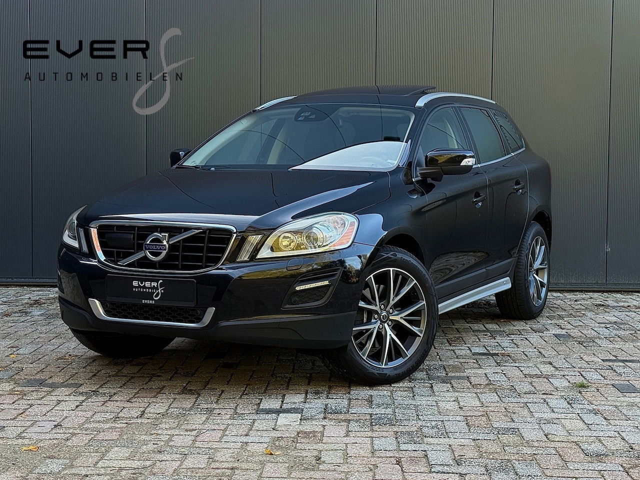 Volvo XC60 - 3.0 T6 AWD, 305PK, ACC, Pano/Dak, Lane/Assist, Memory/Seats, Bliss/Assist, Camera, Navigat - AutoWereld.nl