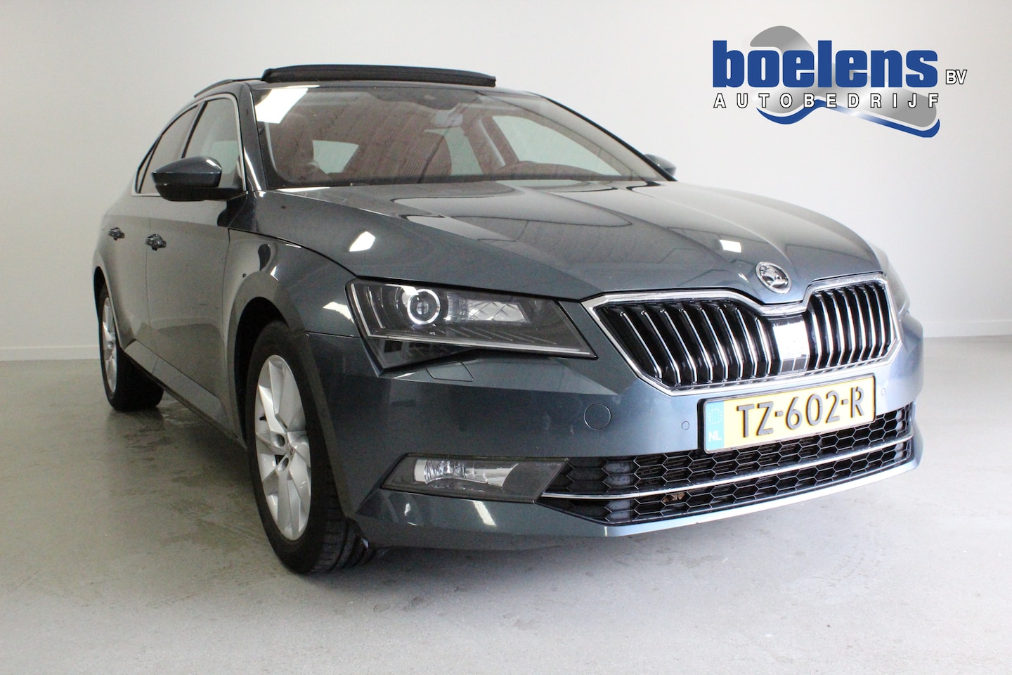 Skoda Superb - 1.5 TSI ACT Style Business 1.5 TSI ACT Style Business - AutoWereld.nl