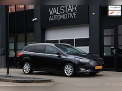 Ford Focus Wagon - 1.0 Titanium | Trekhaak | Stuur-stoel verwarming | onderhouden