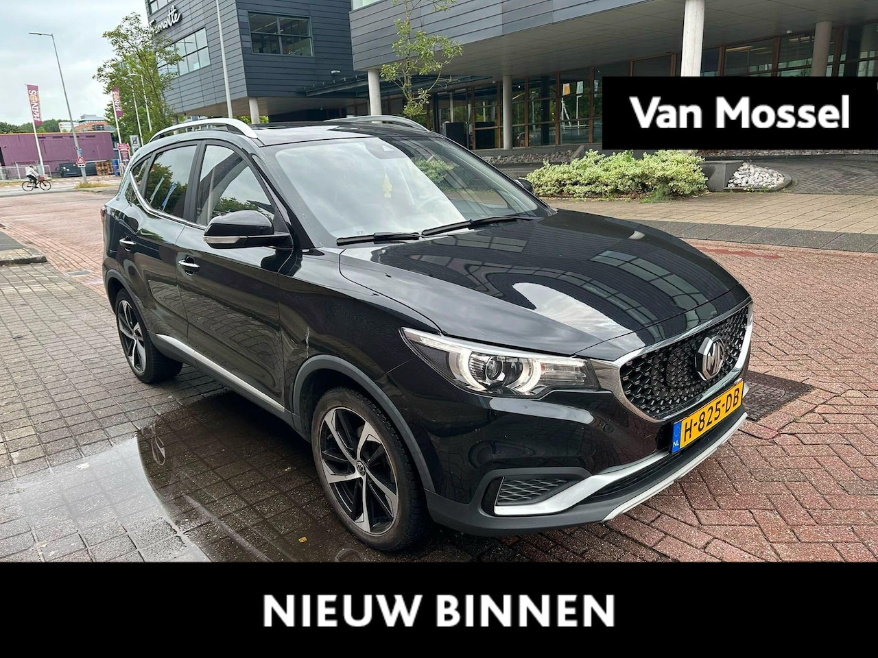 MG MG ZS EV - Luxury 45 kWh | Panoramadak | Camera | Navi | CarPlay | Adaptive Cruise Control | - AutoWereld.nl