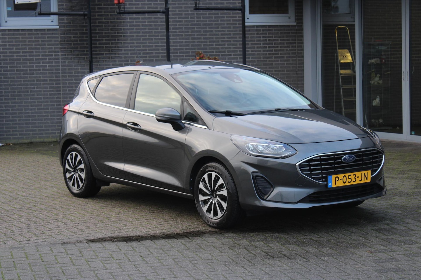 Ford Fiesta - 1.0 EcoBoost Hybrid Titanium Clima/Winterpack/Led - AutoWereld.nl